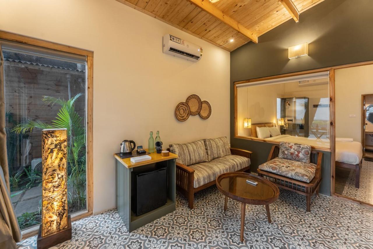 Morii By The Sea - Morjim Beach Exterior foto